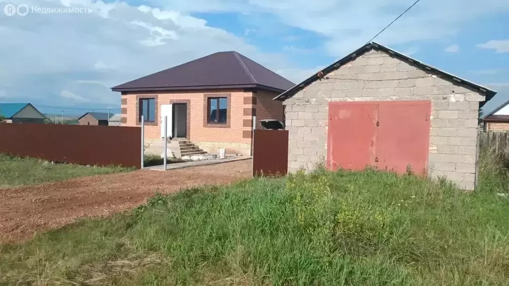 Дом в село Дуслык, Лесная улица, 26 (85 м) - Фото 1