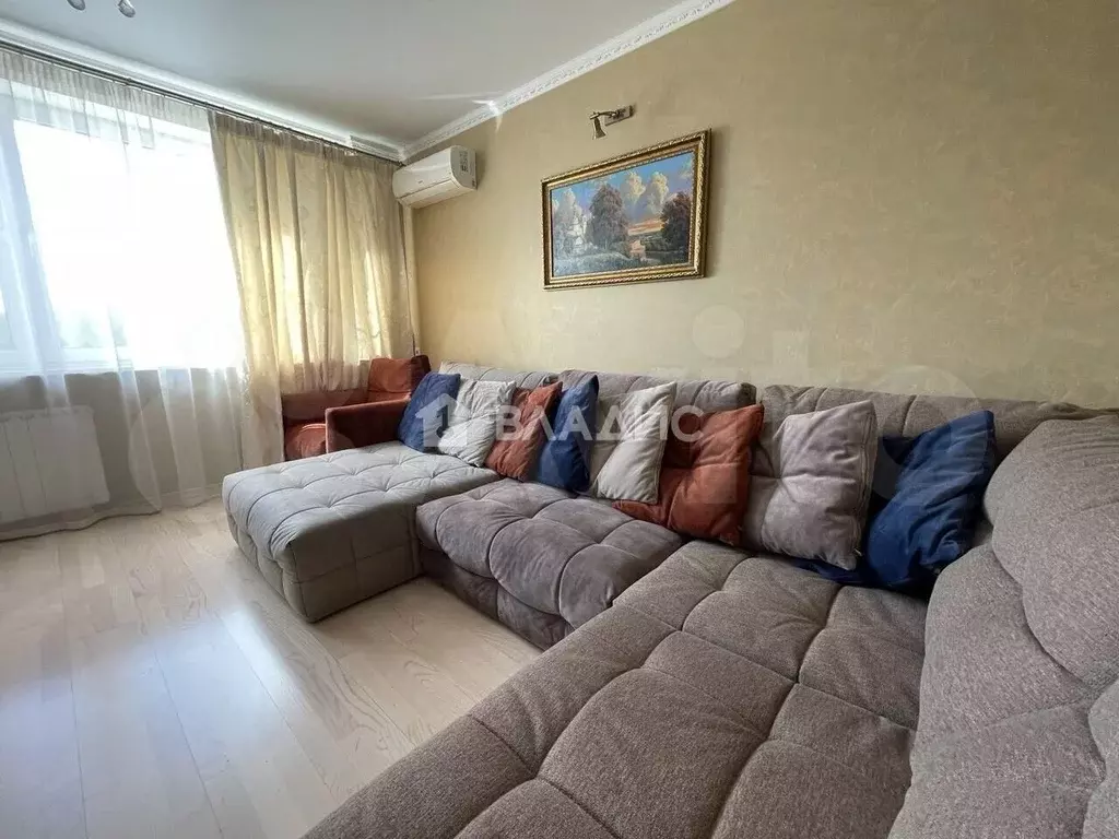 2-к. квартира, 57 м, 8/17 эт. - Фото 0