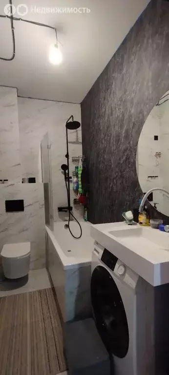 3-комнатная квартира: Красноярск, улица Лесников, 51 (55.7 м) - Фото 1