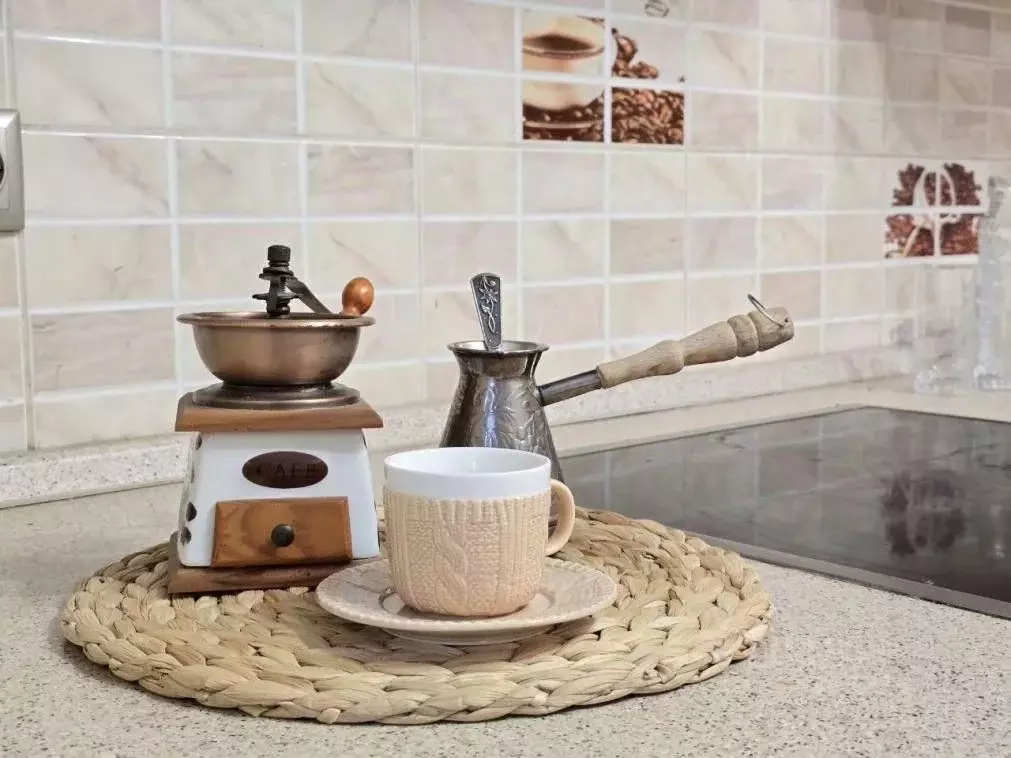 3-к кв. Омская область, Омск ул. 7-я Линия, 190 (86.0 м) - Фото 2