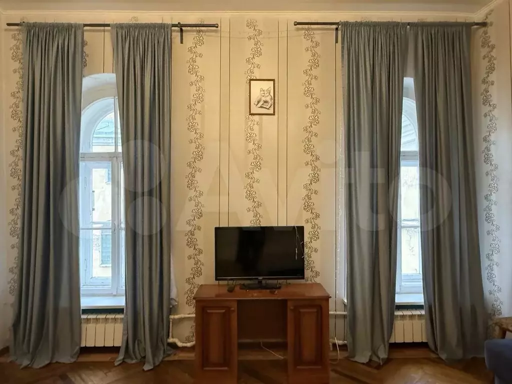 1-к. квартира, 45 м, 3/3 эт. - Фото 0