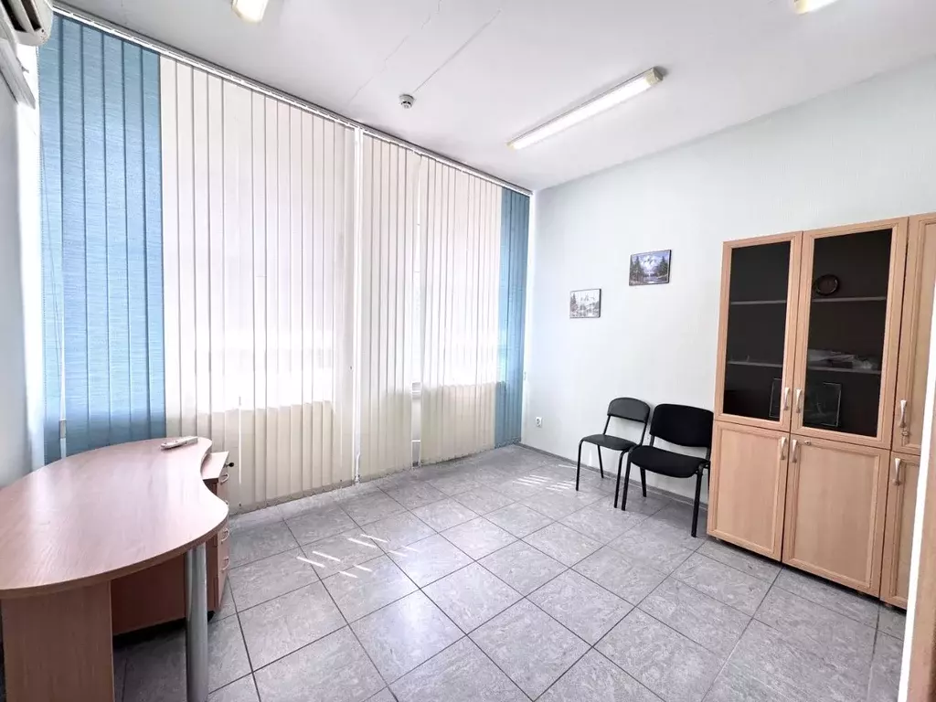 Офис в Кировская область, Киров Московская ул., 24 (19 м) - Фото 0