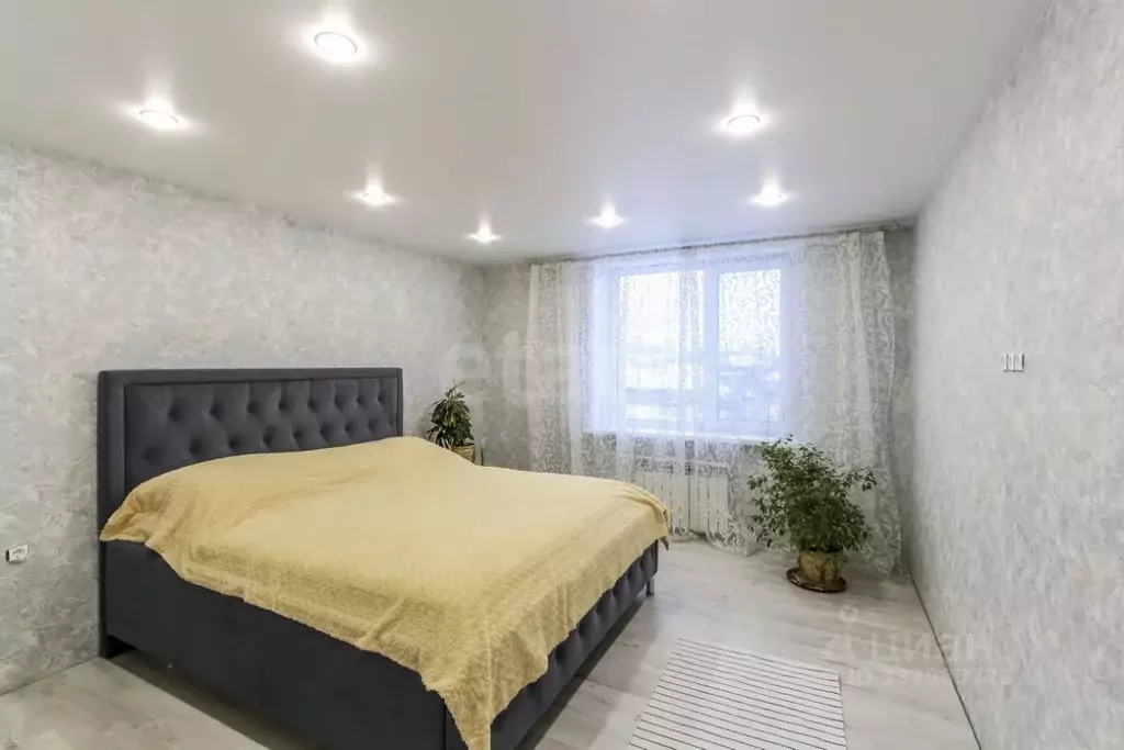 Дом в Тюменская область, Тюмень Зарека мкр, ул. Тундровая (180 м) - Фото 1
