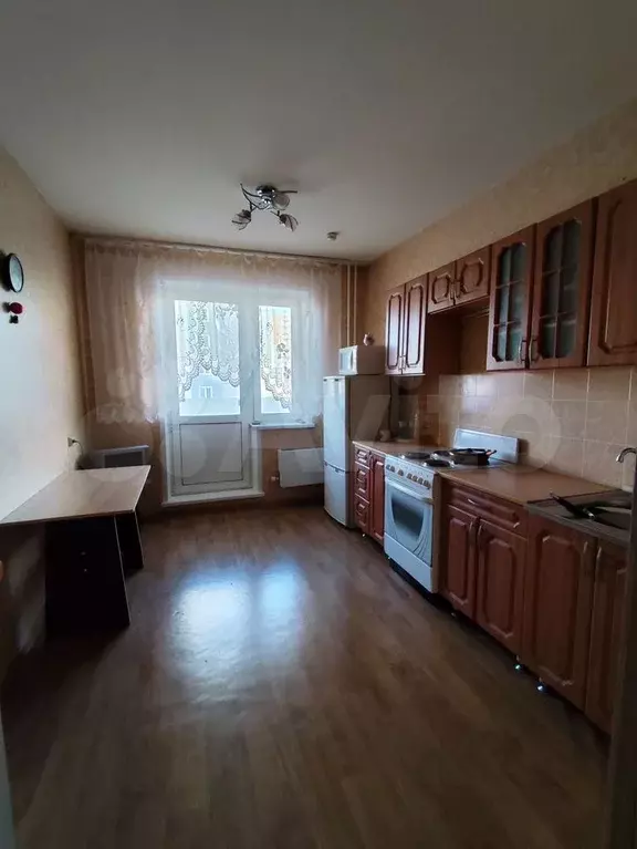 2-к. квартира, 63 м, 9/15 эт. - Фото 0