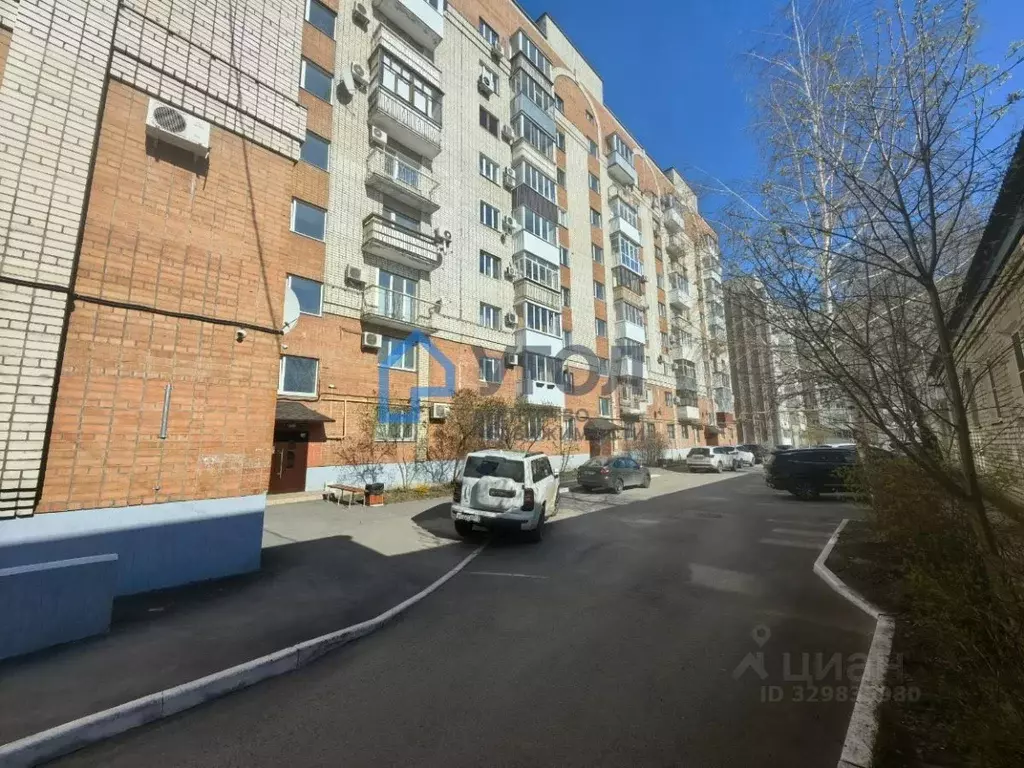 2-к кв. Самарская область, Сызрань ул. Дзержинского, 13 (83.9 м) - Фото 1