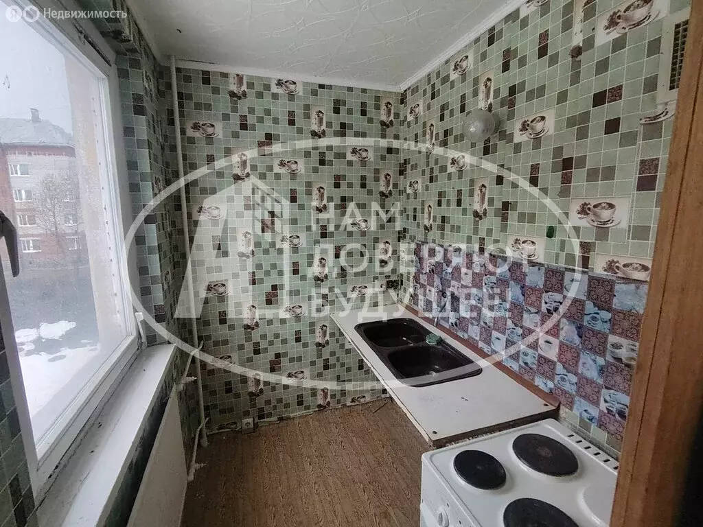 1-комнатная квартира: Горнозаводск, улица Тельмана, 6 (30.1 м) - Фото 1