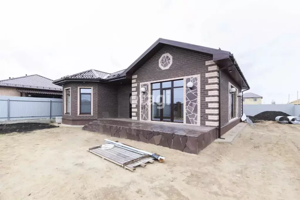 Дом в Тюменская область, Тюменский муниципальный округ, с. Луговое ул. ... - Фото 1