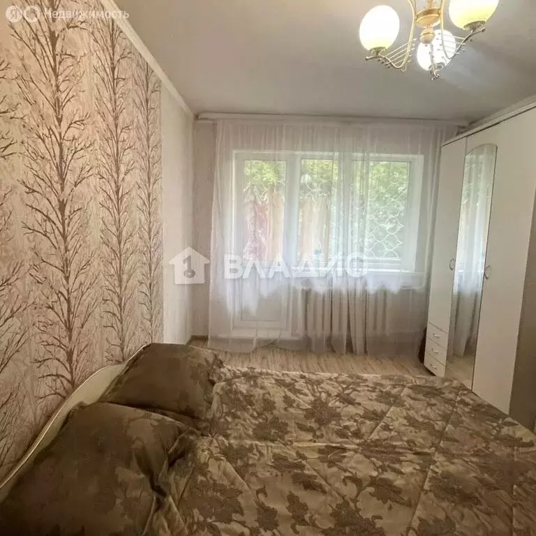 2-комнатная квартира: Иркутск, Донская улица, 10 (62 м) - Фото 2