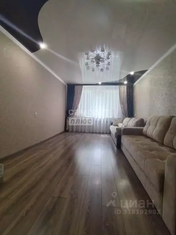 3-к кв. Кабардино-Балкария, Нальчик ул. Ю.А. Гагарина, 6 (71.3 м) - Фото 1