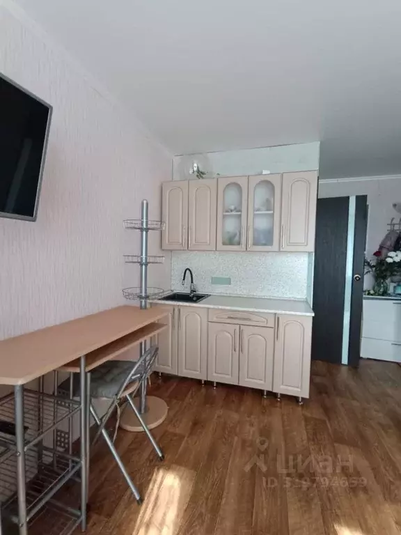 Комната Омская область, Омск ул. 33-я Северная, 29 (18.0 м) - Фото 0