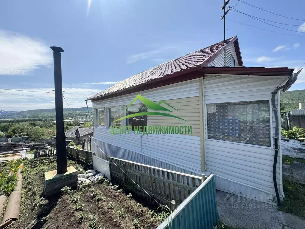 Дом в Магаданская область, Магадан Солнечный мкр, ул. Кавинская, 18 ... - Фото 1