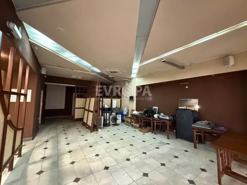 Торговая площадь в Ульяновская область, Ульяновск ул. Минаева, 15 (670 ... - Фото 1