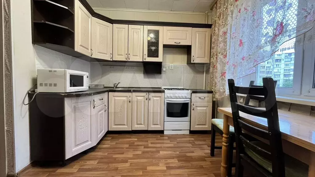 1-к. квартира, 37 м, 5/9 эт. - Фото 0