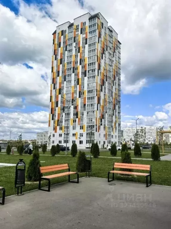 3-к кв. Калужская область, Калуга ул. Минская, 26 (83.0 м) - Фото 1