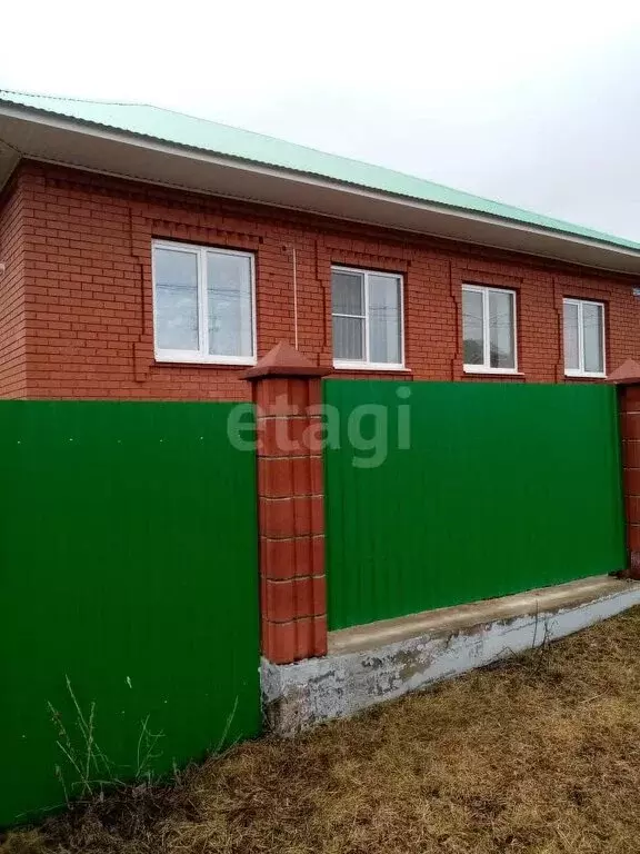 Дом в село Большеустьикинское, Цветочная улица, 9 (105.9 м) - Фото 0