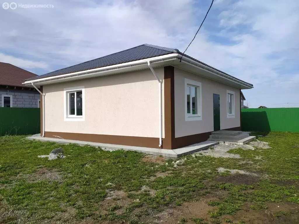Дом в Екатеринбург, 33-я Баритовая улица (80 м) - Фото 1