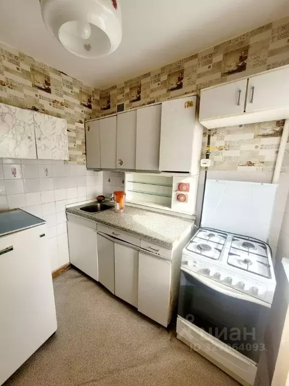 2-к кв. Омская область, Омск Городок Нефтяников мкр, ул. Энергетиков, ... - Фото 0