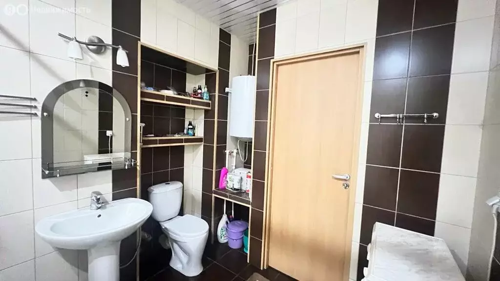 3-комнатная квартира: Сыктывкар, улица Свободы, 21 (72 м) - Фото 0