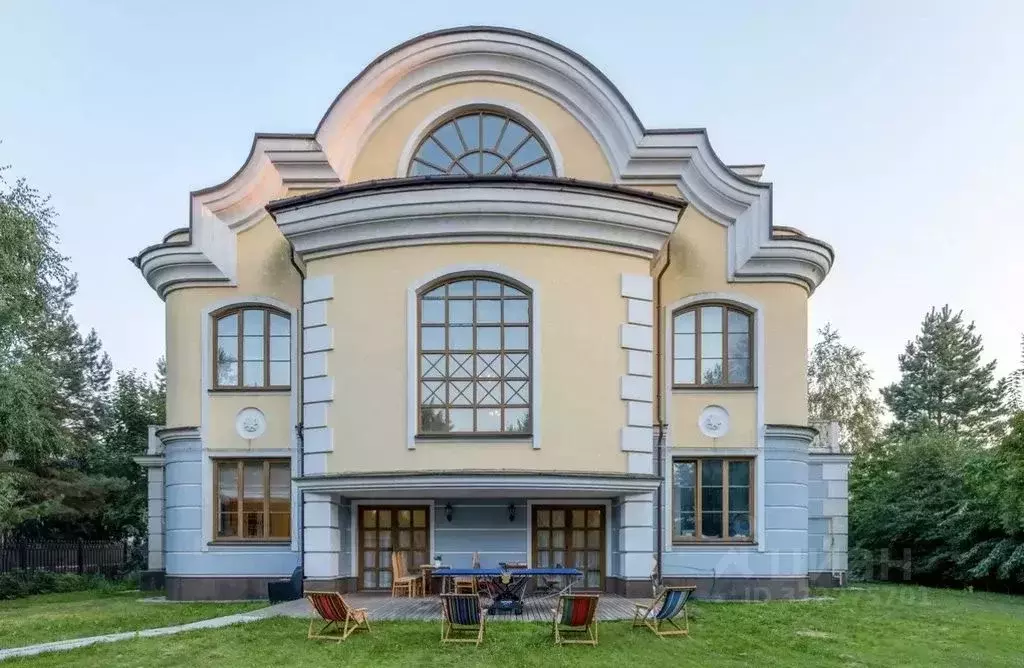 Дом в Московская область, Красногорск городской округ, с. ... - Фото 1