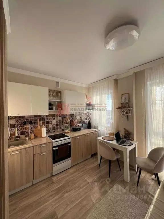 1-к кв. Белгородская область, Старый Оскол Дубрава мкр, 1 кв-л, 22 ... - Фото 1