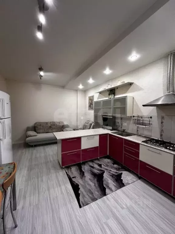 2-к кв. Татарстан, Казань ул. Зинина, 24 (68.0 м) - Фото 1