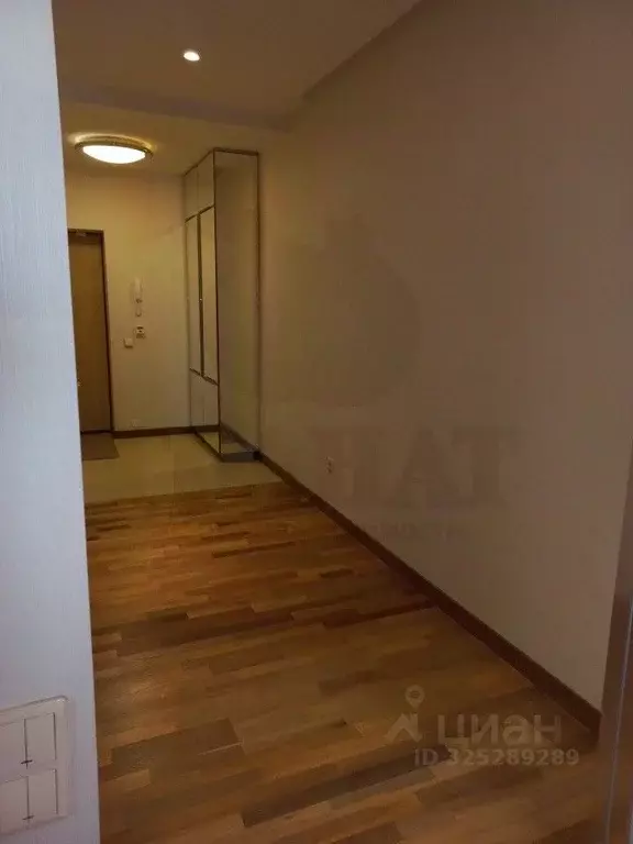 1-к кв. Свердловская область, Екатеринбург ул. Барвинка, 26 (47.0 м) - Фото 2