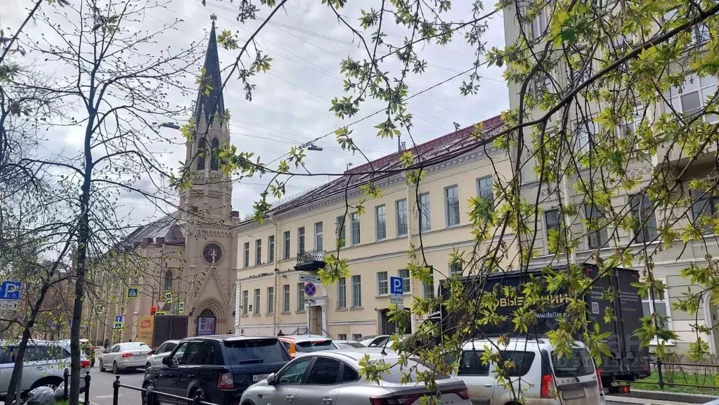3-к кв. Санкт-Петербург 3-я Васильевского острова линия, 46 (92.1 м) - Фото 1
