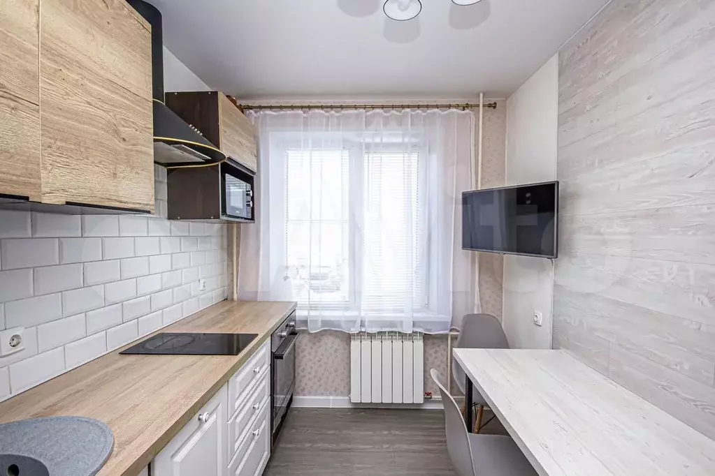 3-к. квартира, 60,4 м, 2/9 эт. - Фото 0