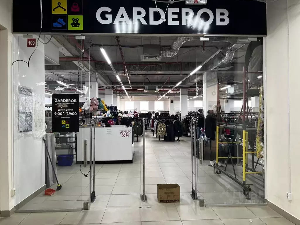 Торговая площадь в Севастополь просп. Генерала Острякова, 64 (671 м) - Фото 2