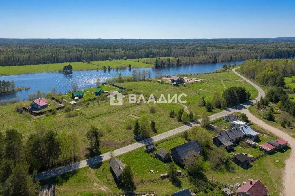 Дом в Карелия, Пряжинское городское поселение, д. Киндасово ул. ... - Фото 1