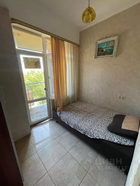 2-к кв. Краснодарский край, Сочи Донская мкр, пер. Чехова, 8 (40.0 м) - Фото 0