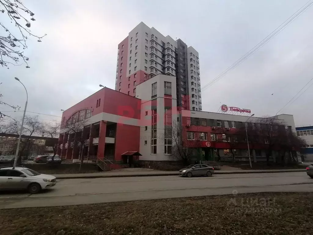 Склад в Свердловская область, Екатеринбург ул. Опалихинская, 23 (440 ... - Фото 1