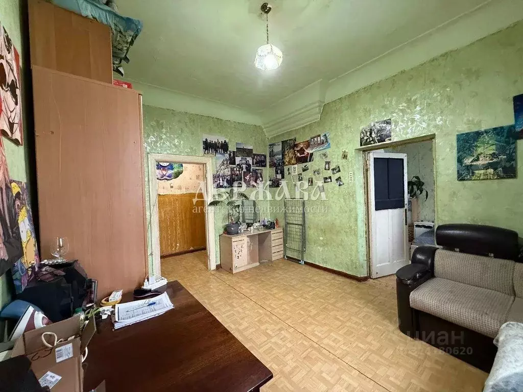 2-к кв. Белгородская область, Старый Оскол Стадионная ул., 10 (42.5 м) - Фото 2