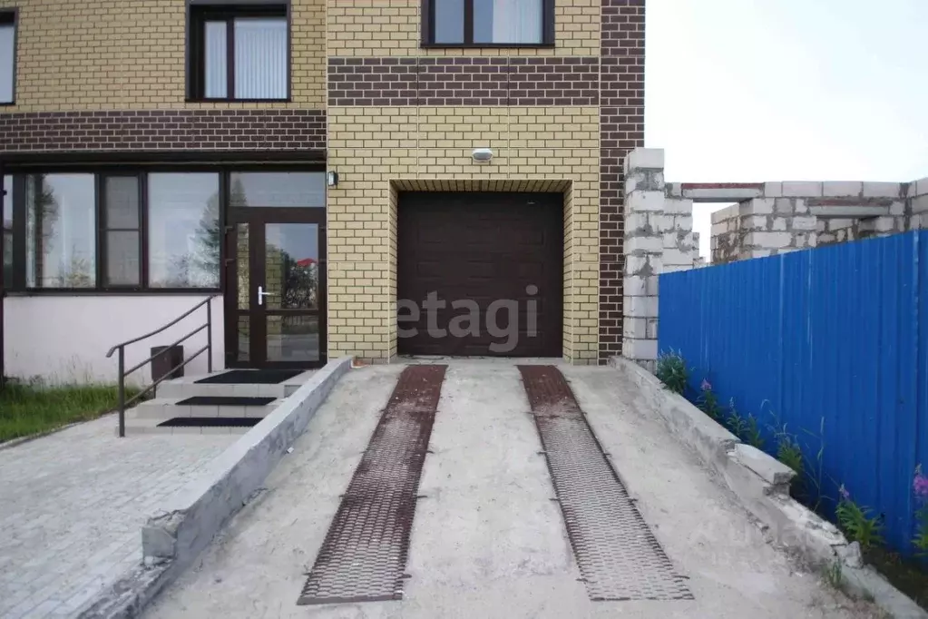 Таунхаус в Ямало-Ненецкий АО, Новый Уренгой Строителей мкр, 5/1 (192 ... - Фото 2