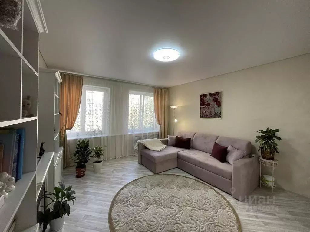 3-к кв. Удмуртия, Ижевск ул. Коммунаров, 249 (79.1 м) - Фото 1