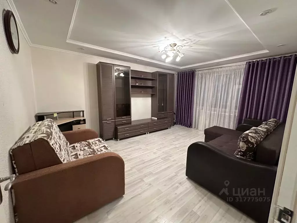 1-к кв. Татарстан, Зеленодольск Степная ул., 4 (45.0 м) - Фото 0