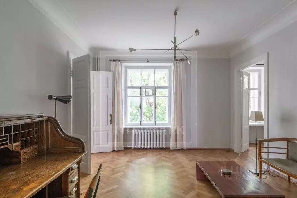 3-к кв. Москва Малая Бронная ул., 16 (95.0 м) - Фото 0