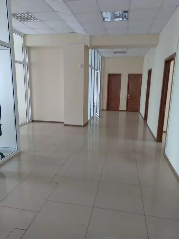 Помещение свободного назначения в Московская область, Клин ул. ... - Фото 1