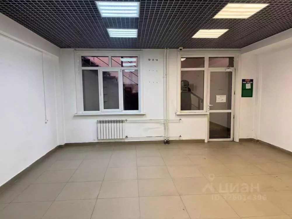 Помещение свободного назначения в Иркутская область, Иркутск ул. ... - Фото 1