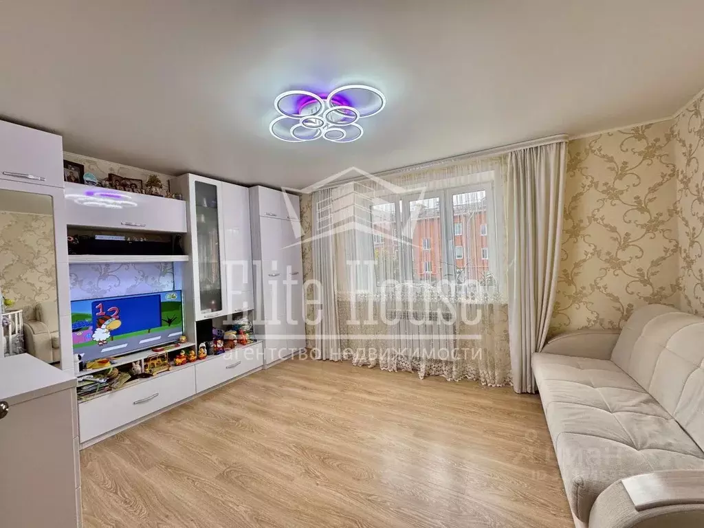 2-к кв. Калужская область, Калуга ул. Полесская, 41 (53.0 м) - Фото 1