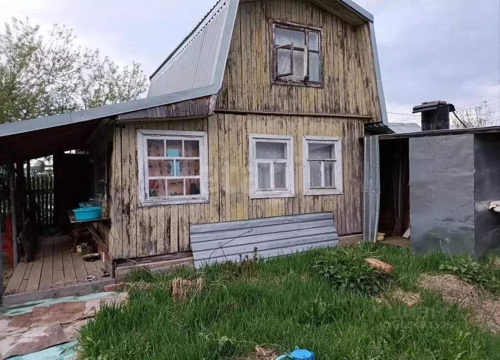 Дом в Кировская область, Киров Коминтерновский мкр, ул. Восьмого Марта ... - Фото 1