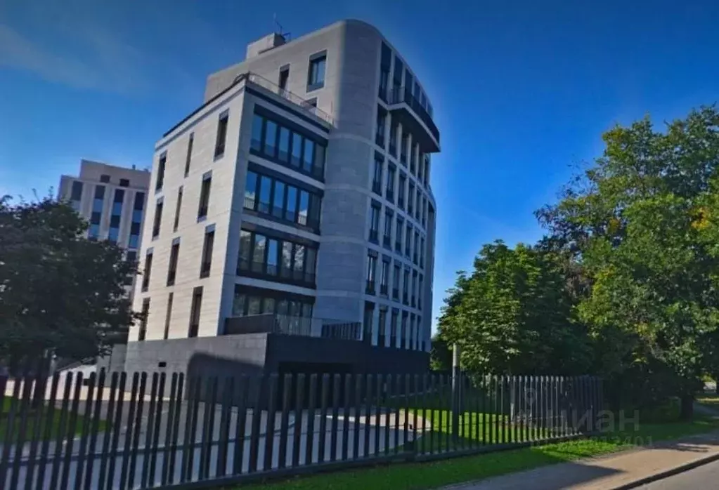 Гараж в Санкт-Петербург наб. Мартынова, 74л (30 м) - Фото 1