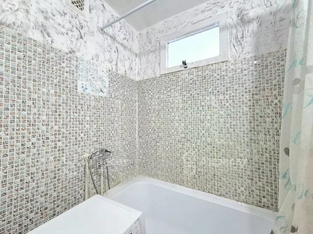 1-комнатная квартира: Волгоград, посёлок Ангарский, улица Политрука ... - Фото 1