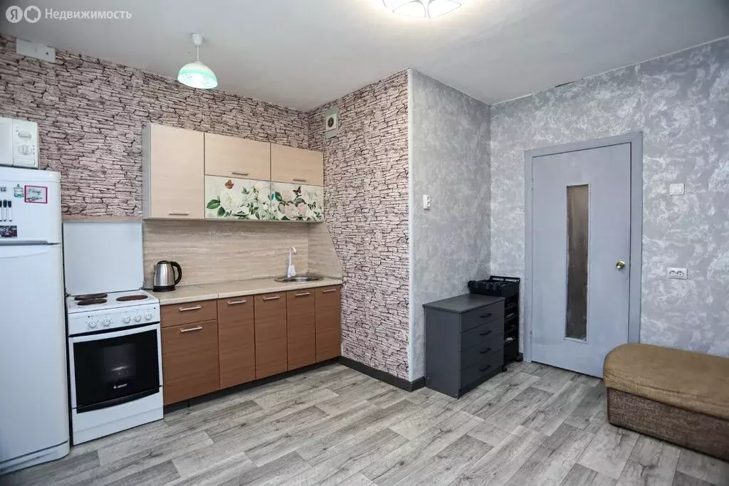 Квартира-студия: Челябинск, улица Конструктора Духова, 1 (24 м) - Фото 0