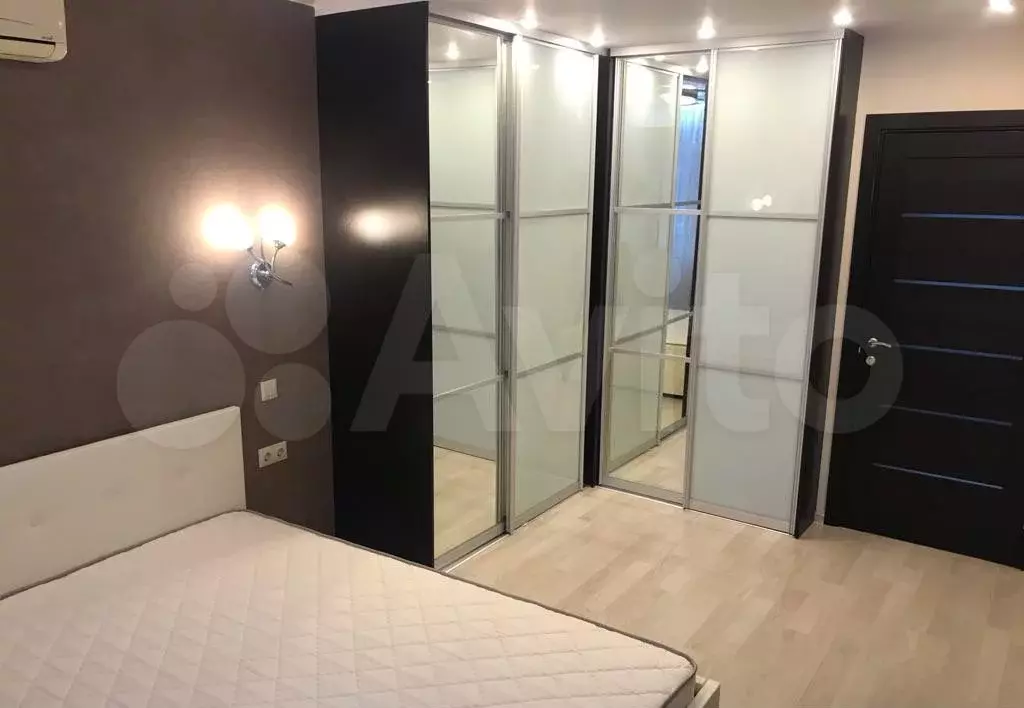 3-к. квартира, 70 м, 3/6 эт. - Фото 1