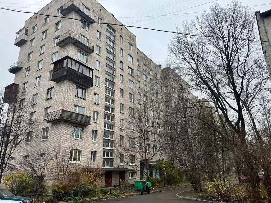 3-к кв. Санкт-Петербург ул. Лени Голикова, 31 (66.6 м) - Фото 0