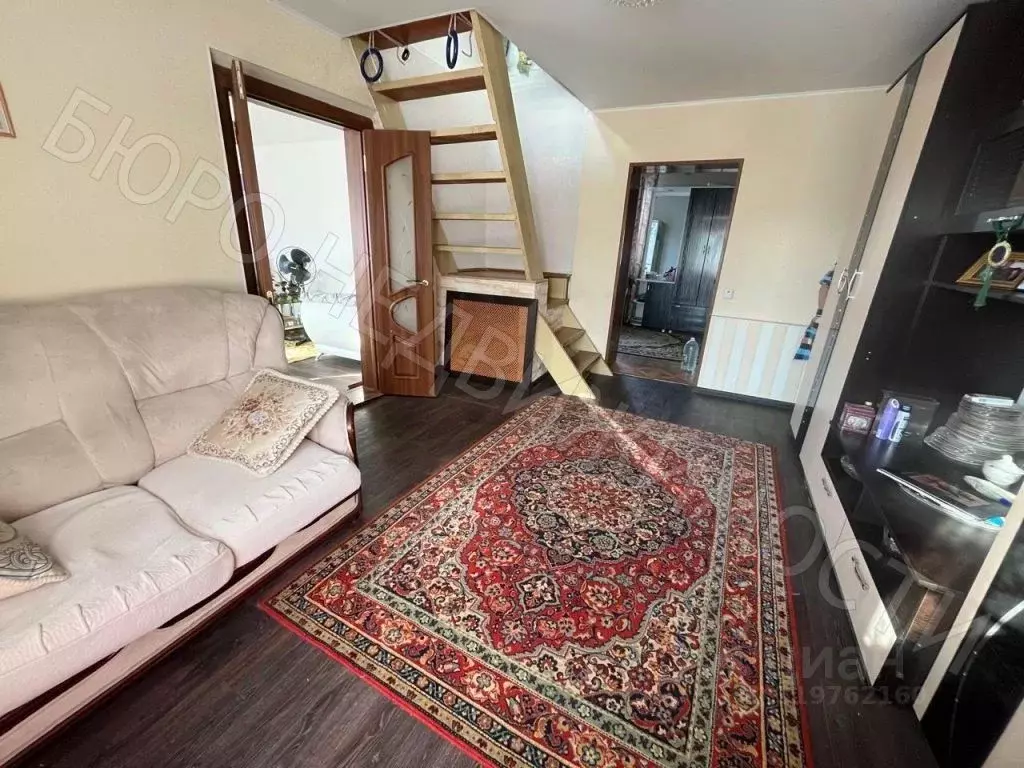 Дом в Саратовская область, Балашов Озерная ул., 51 (95 м) - Фото 1