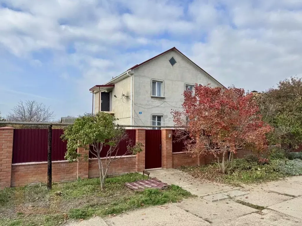 Дом в Крым, Сакский район, с. Фрунзе ул. Молодежная, 5 (212 м) - Фото 2