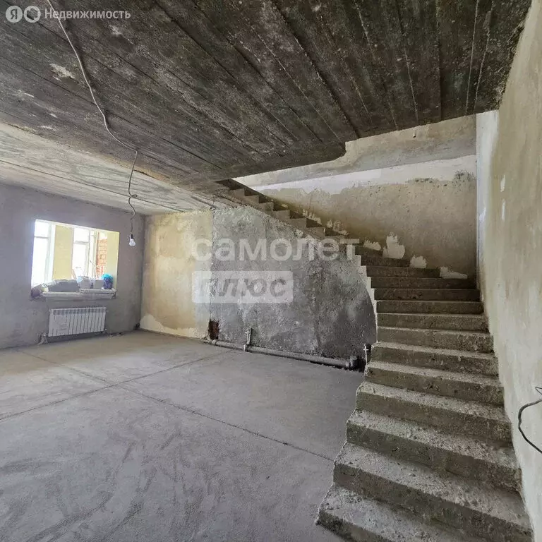 2-комнатная квартира: Махачкала, улица Ирчи Казака, 8 (117 м) - Фото 1