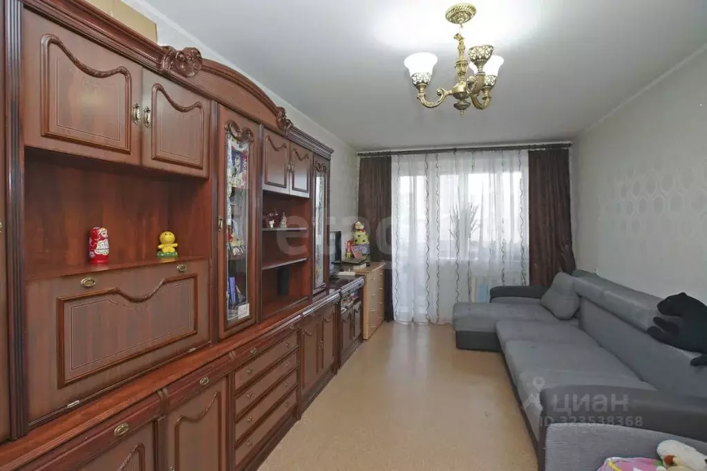 2-к кв. Омская область, Омск ул. 20 лет РККА, 250а (48.9 м) - Фото 1